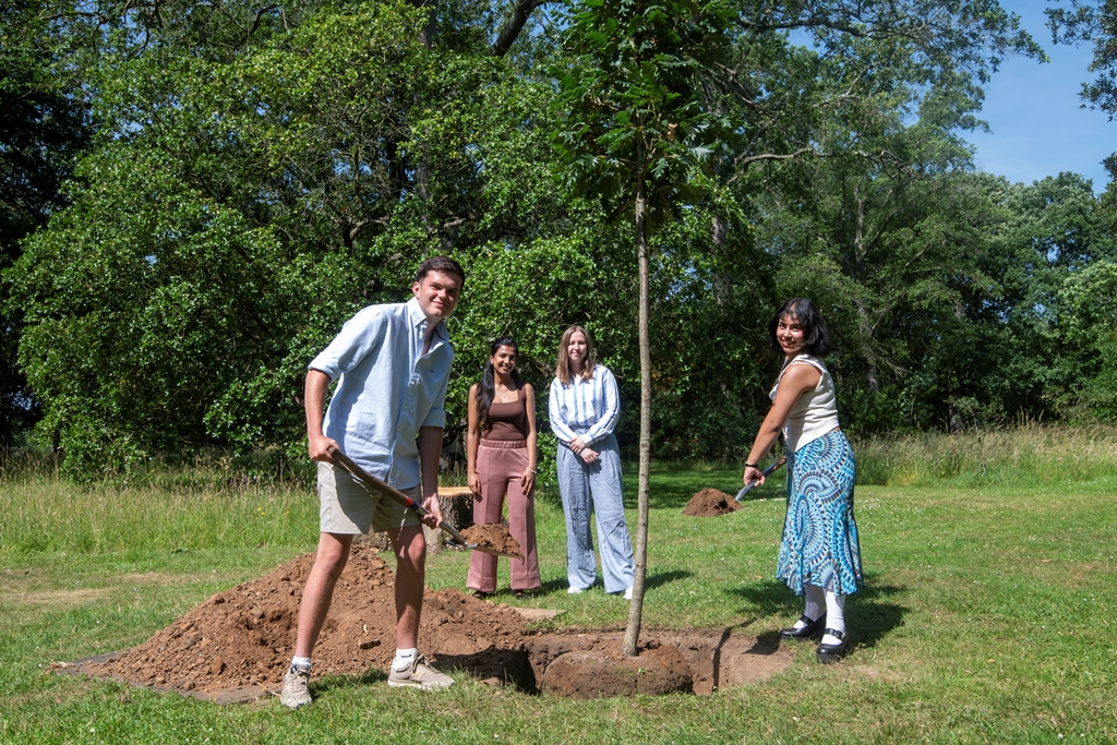 Kew's Youth Forum planting The Tree of Hope (c) RBG Kew by Jeff Eden