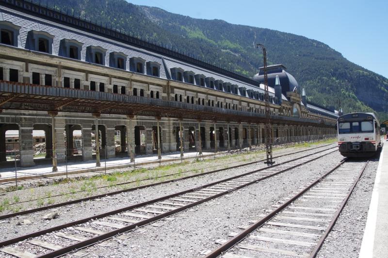 Canfranc station