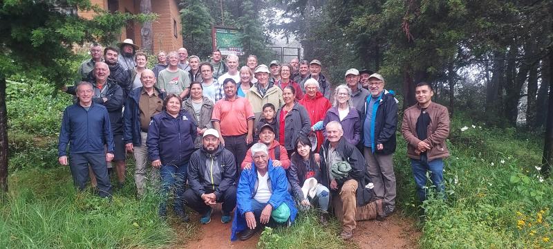 Group photo at Santos Reyes Pápalo