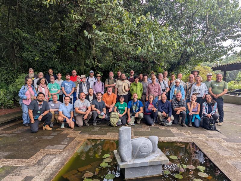 Group photo at Jardín Botánico Clavijero