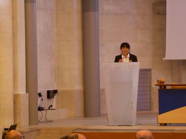 30/09/12. M. Deng presenting Cyclobalanopsis Systematics. Photo: J. MacEwen.